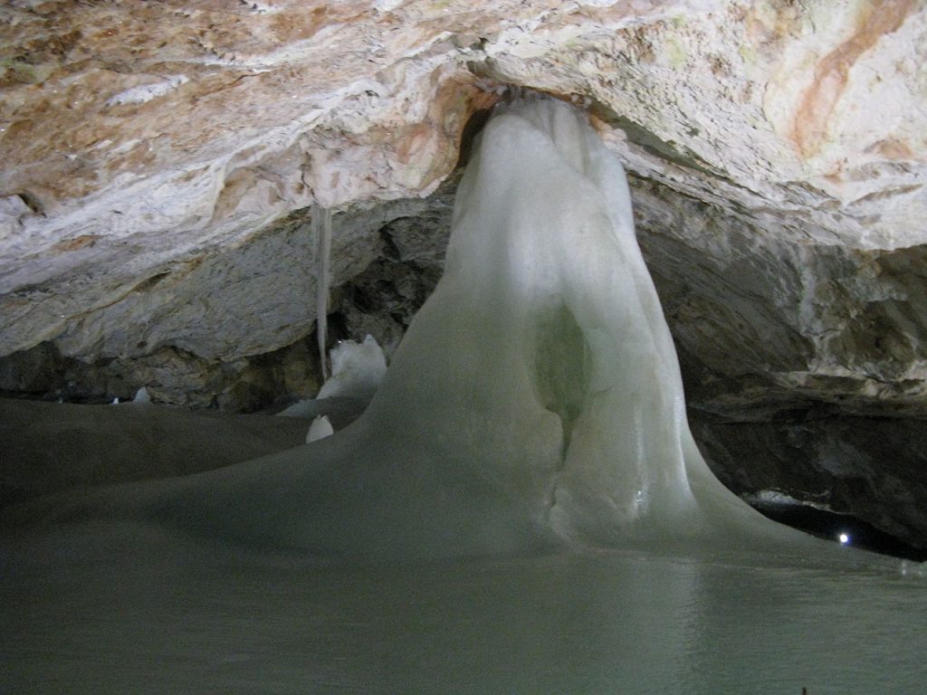 dobšinská ľadová jaskyňa
